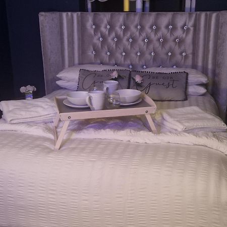 Lenox Bed And Breakfast Hale  Buitenkant foto