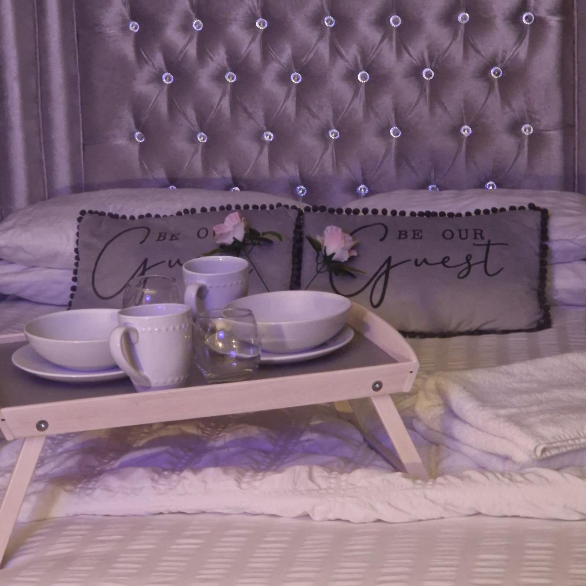 Lenox Bed And Breakfast Hale  Buitenkant foto